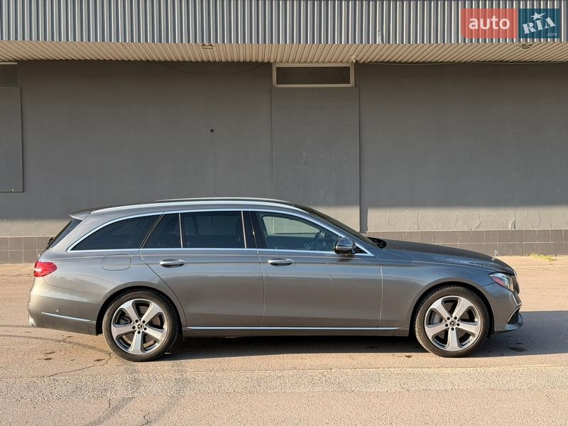 Универсал Mercedes-Benz E-Class 2016 в Львове