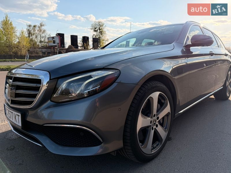 Универсал Mercedes-Benz E-Class 2016 в Львове