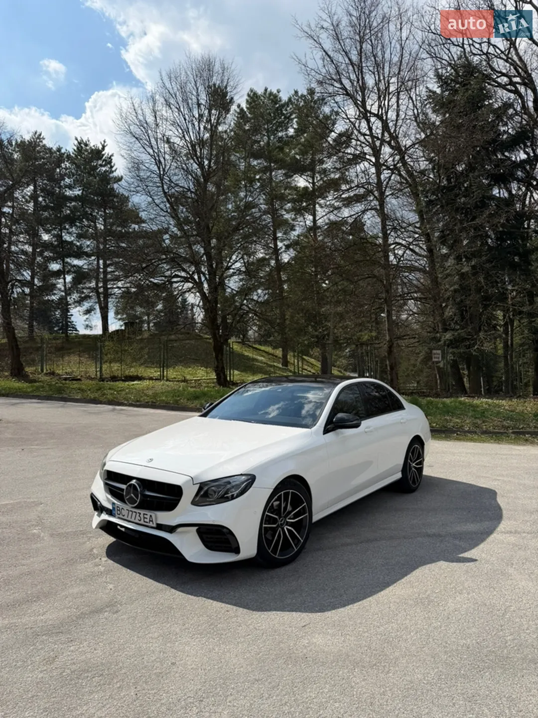 2016 Mercedes-Benz E-klasse - фото 1