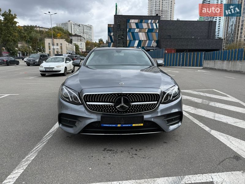 Седан Mercedes-Benz E-Class 2019 в Киеве