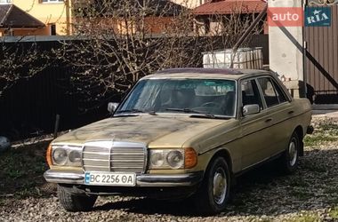 Седан Mercedes-Benz E-Class 1981 в Ивано-Франковске