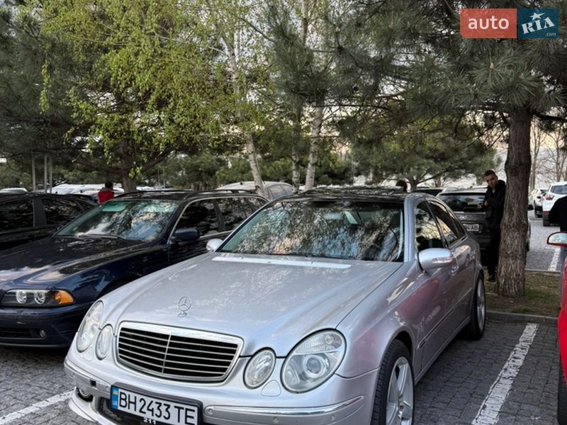 Mercedes-Benz E-Class 2003