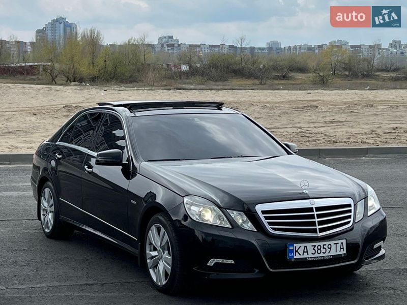 Mercedes-Benz E-Class 2009