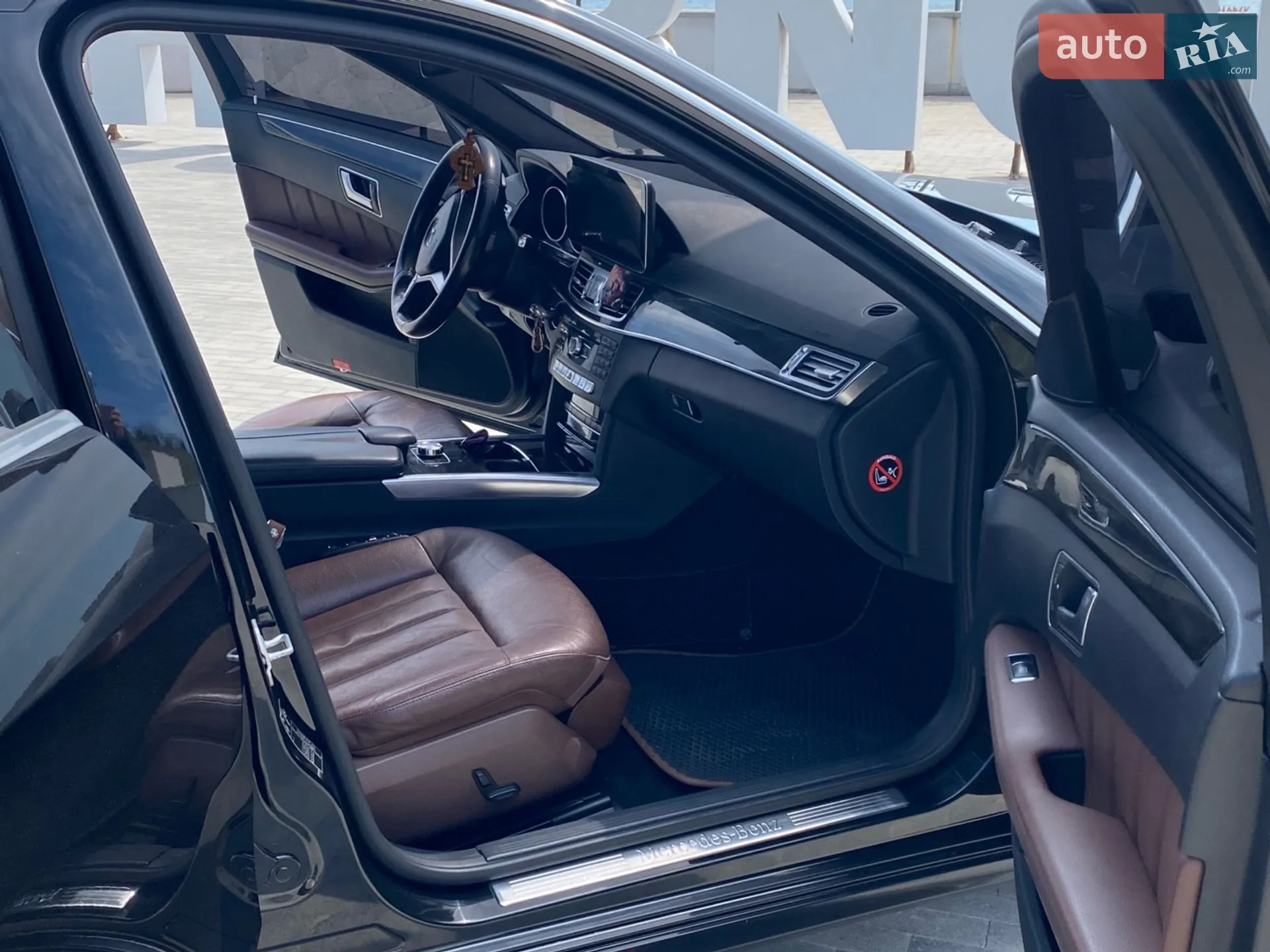 2013 Mercedes-Benz E-klasse - мініатюра 29