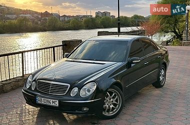 Седан Mercedes-Benz E-Class 2003 в Могилев-Подольске