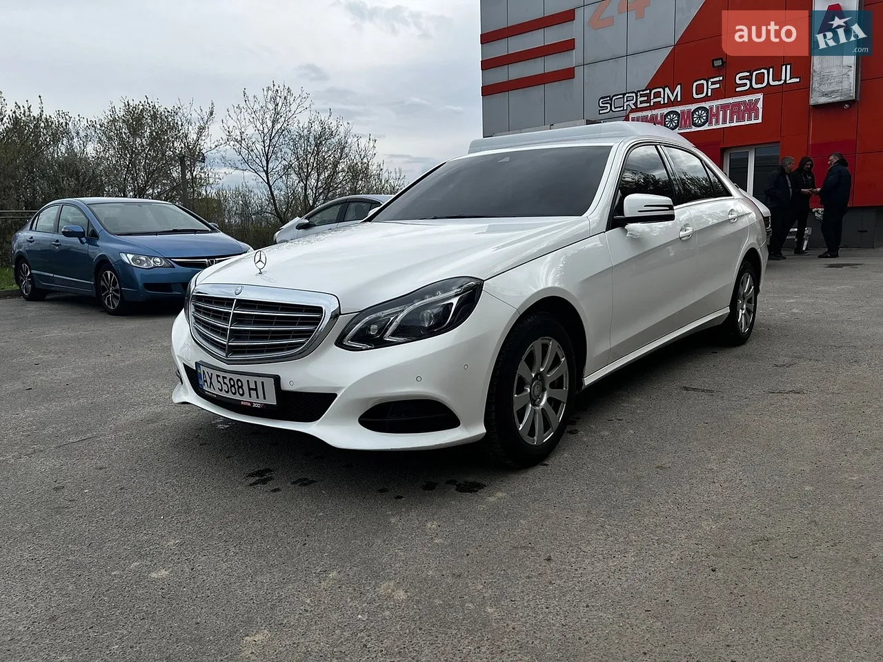 2013 Mercedes-Benz E-klasse - мініатюра 24