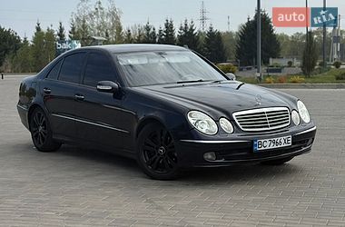 Седан Mercedes-Benz E-Class 2004 в Шептицькому