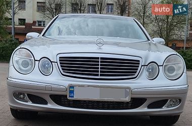 Седан Mercedes-Benz E-Class 2004 в Кропивницком