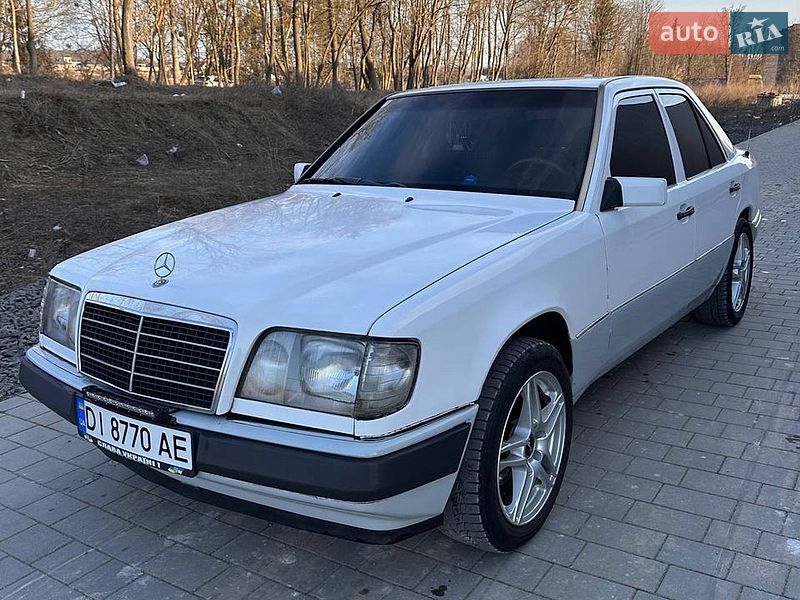 Mercedes-Benz E-Class 1994
