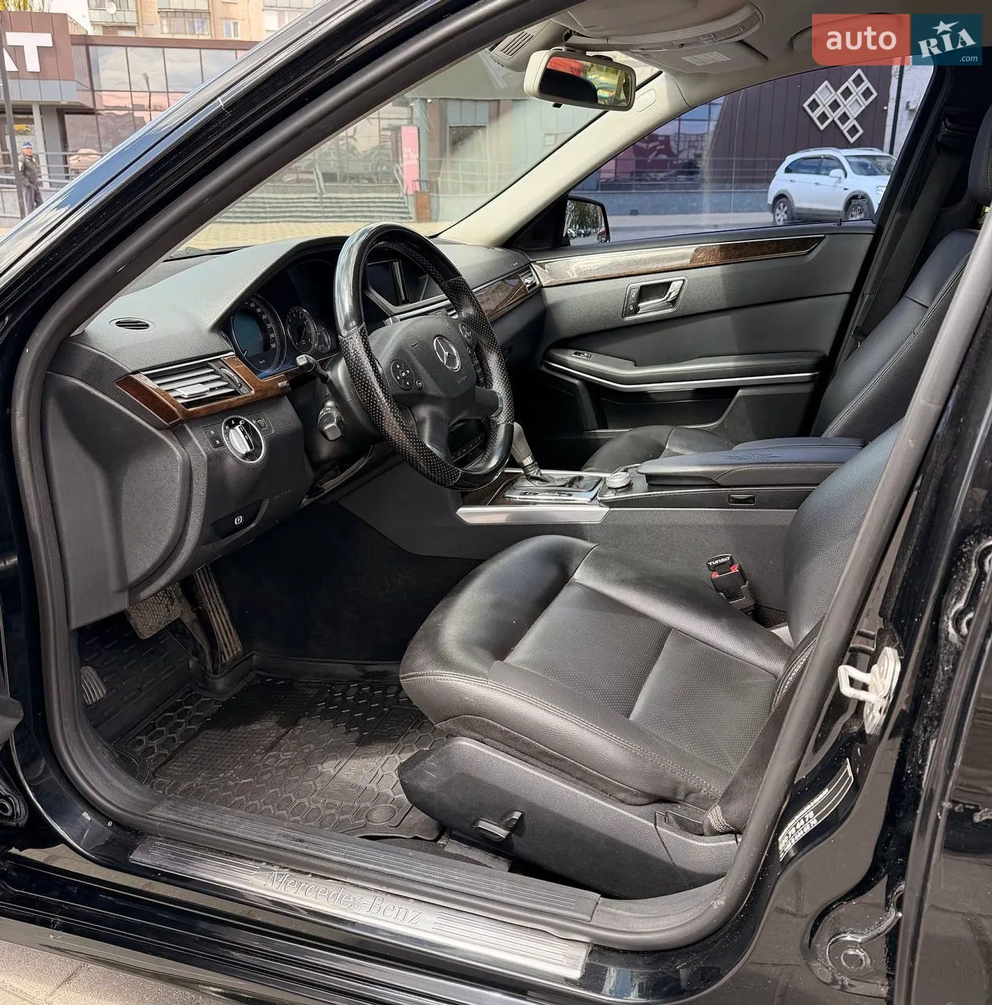 2011 Mercedes-Benz E-klasse - мініатюра 21