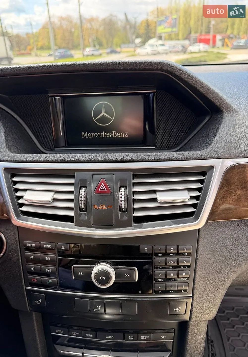 2011 Mercedes-Benz E-klasse - мініатюра 28