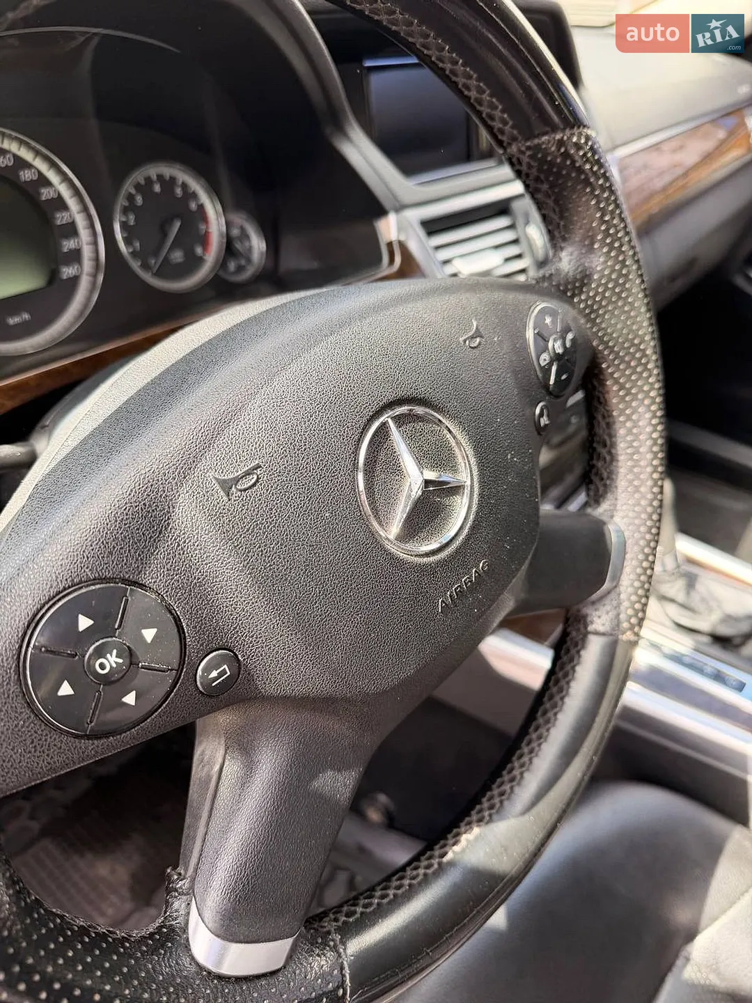 2011 Mercedes-Benz E-klasse - мініатюра 32