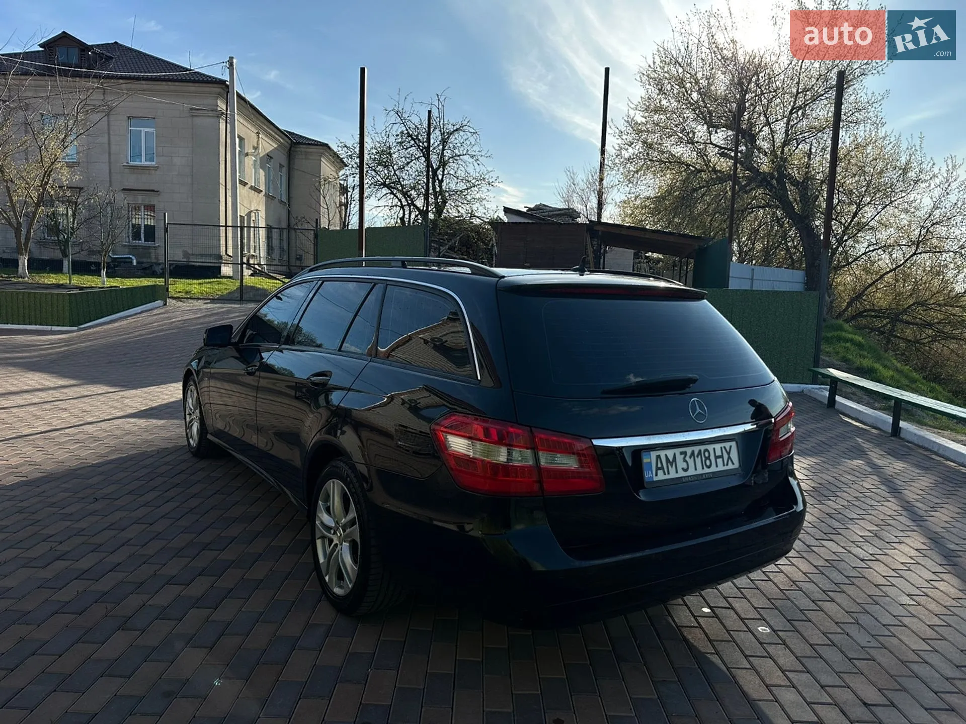 2010 Mercedes-Benz E-klasse - мініатюра 4