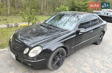 Седан Mercedes-Benz E-Class 2004 в Ходорове
