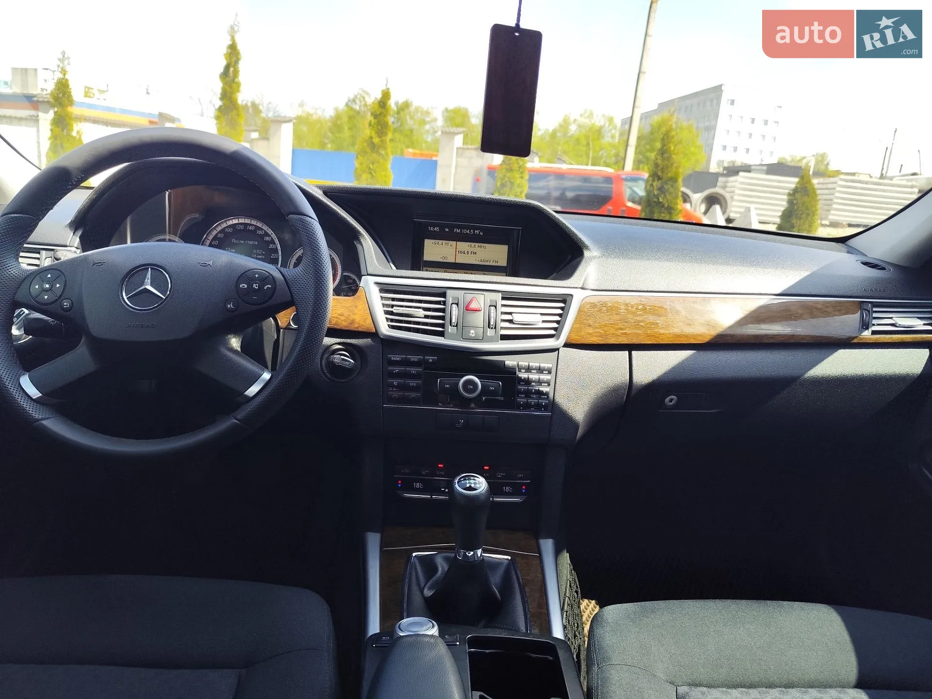 2010 Mercedes-Benz E-klasse - мініатюра 21