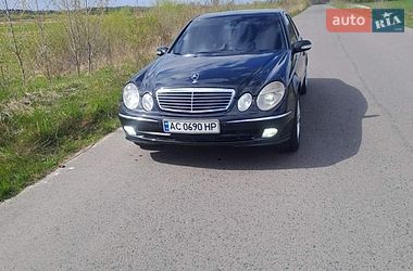 Седан Mercedes-Benz E-Class 2004 в Владимире