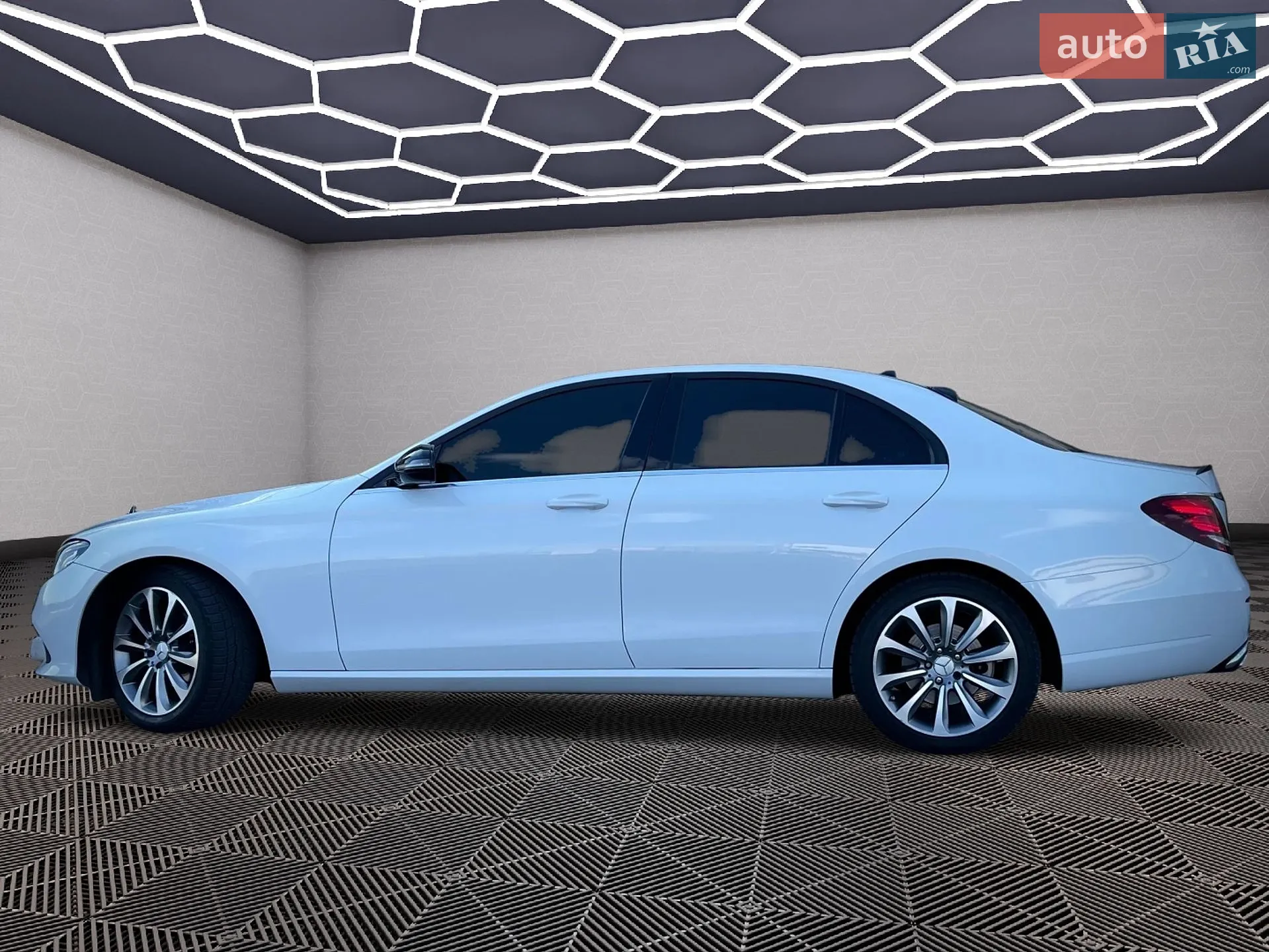 2016 Mercedes-Benz E-klasse - мініатюра 3