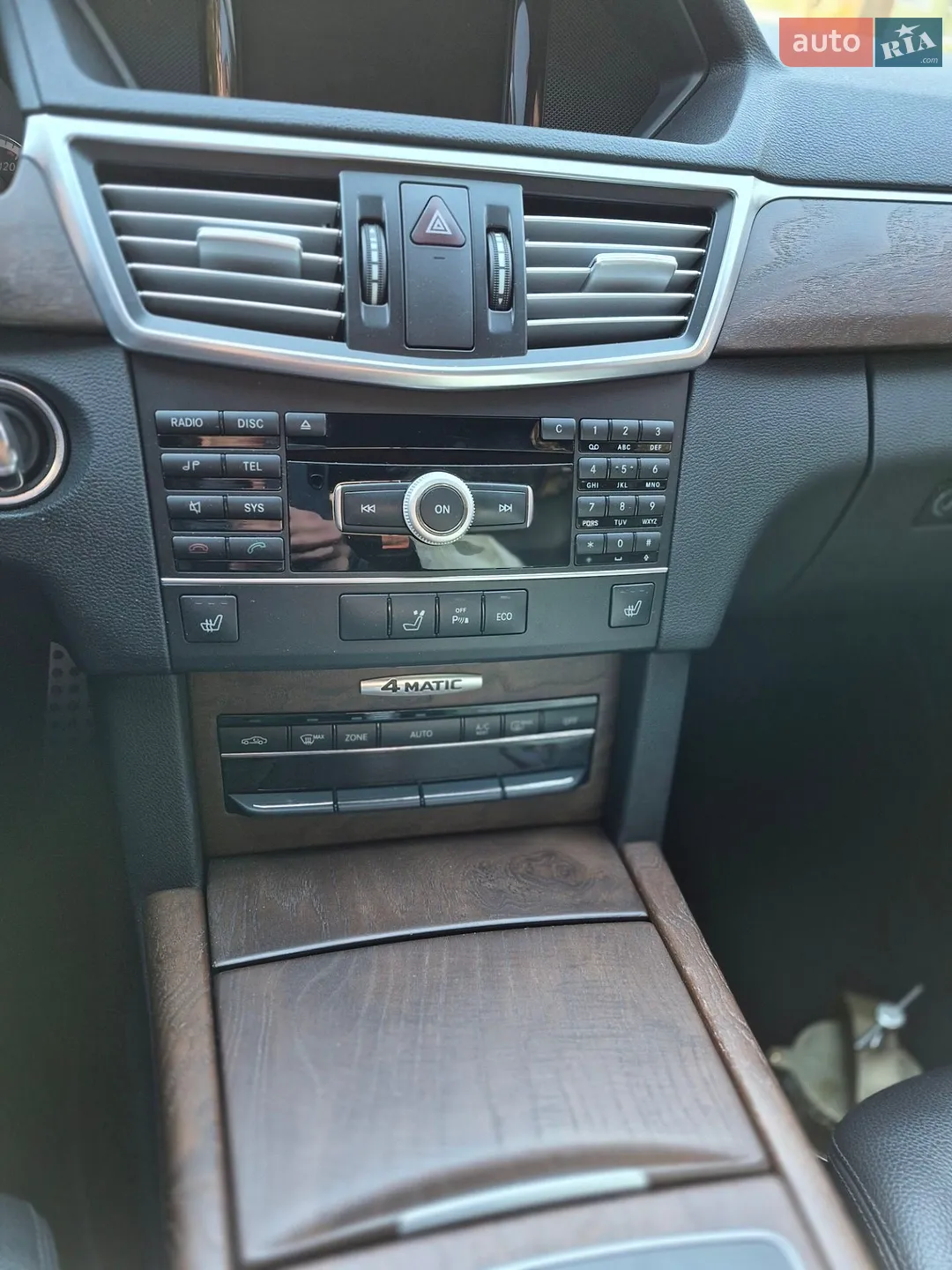 2012 Mercedes-Benz E-klasse - мініатюра 19