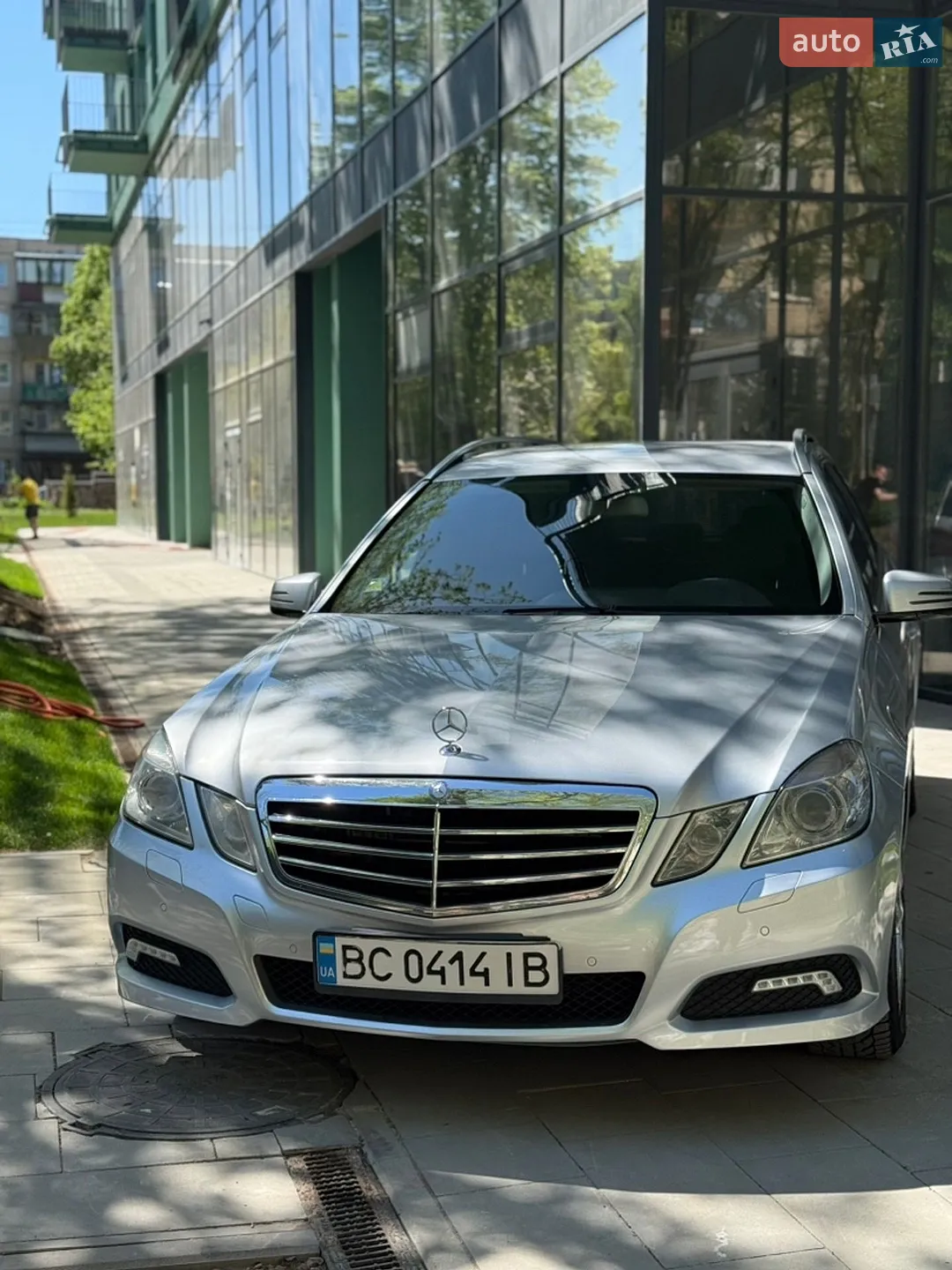 2010 Mercedes-Benz E-klasse - мініатюра 3