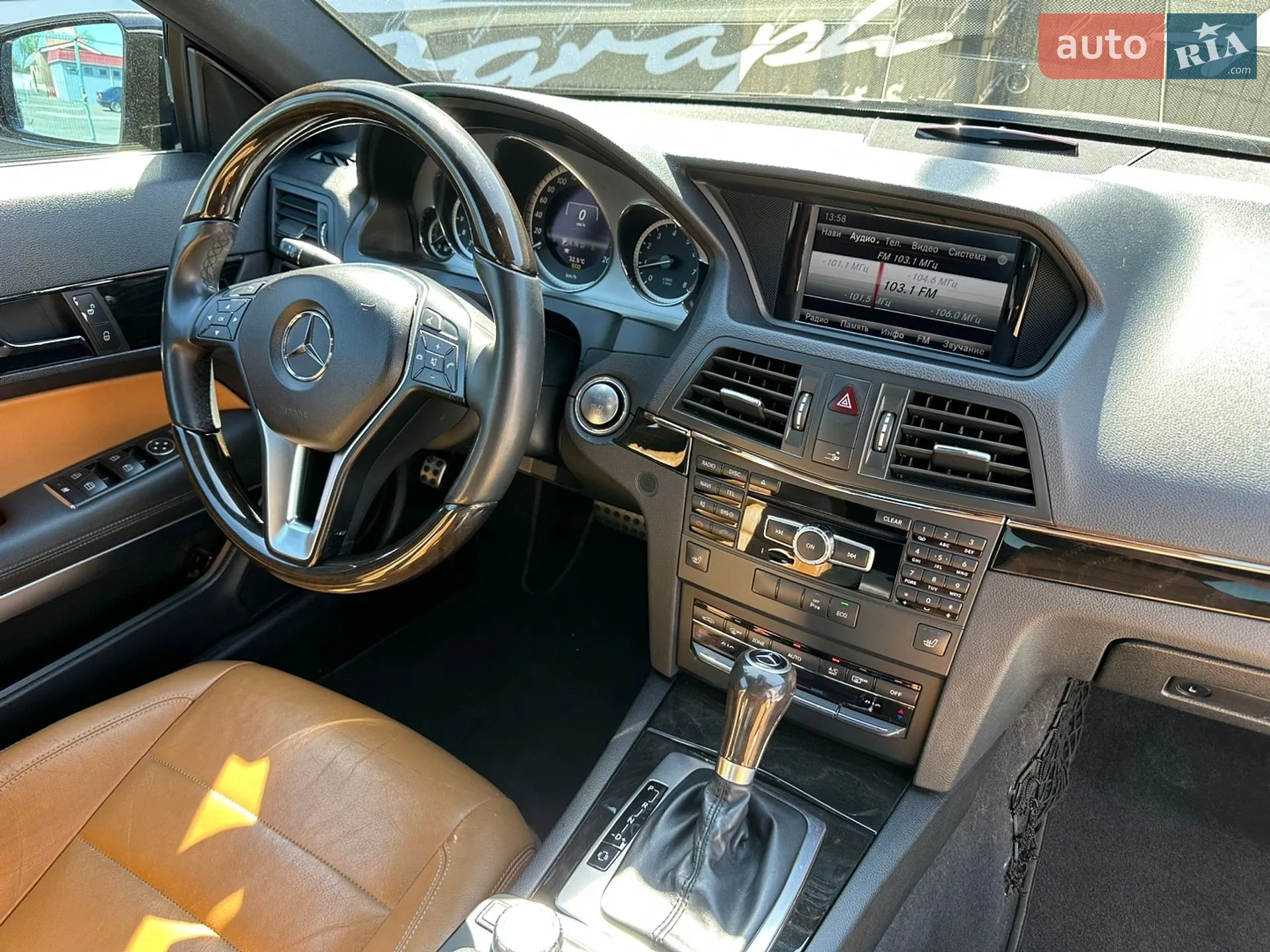 2012 Mercedes-Benz E-klasse - мініатюра 26
