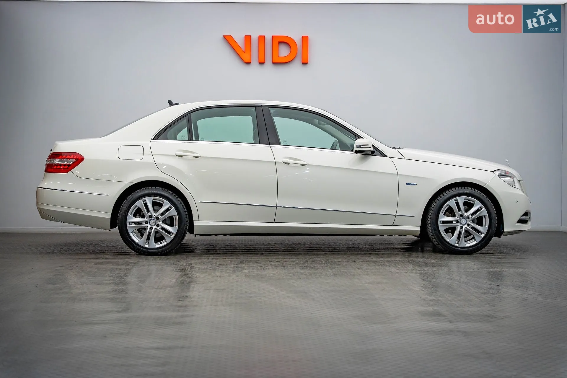 2010 Mercedes-Benz E-klasse - мініатюра 4
