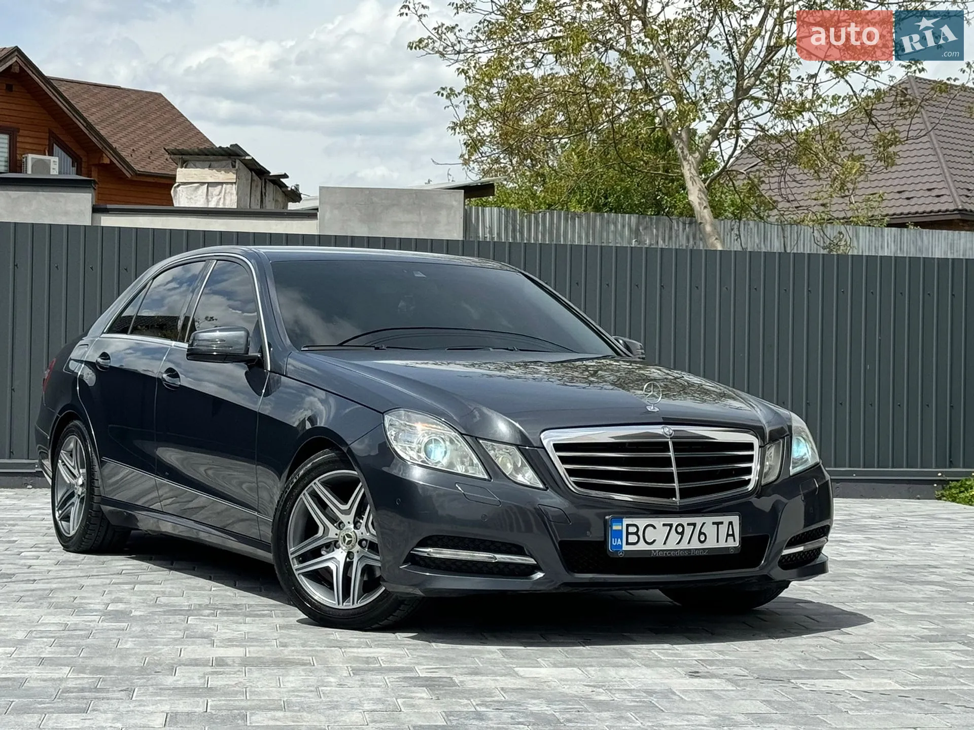 2012 Mercedes-Benz E-klasse - мініатюра 2