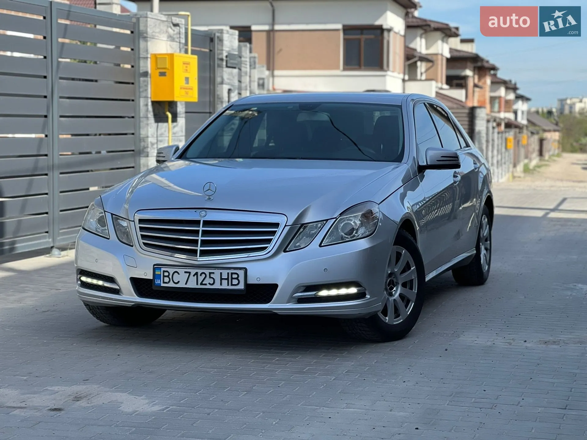 2013 Mercedes-Benz E-klasse - мініатюра 2