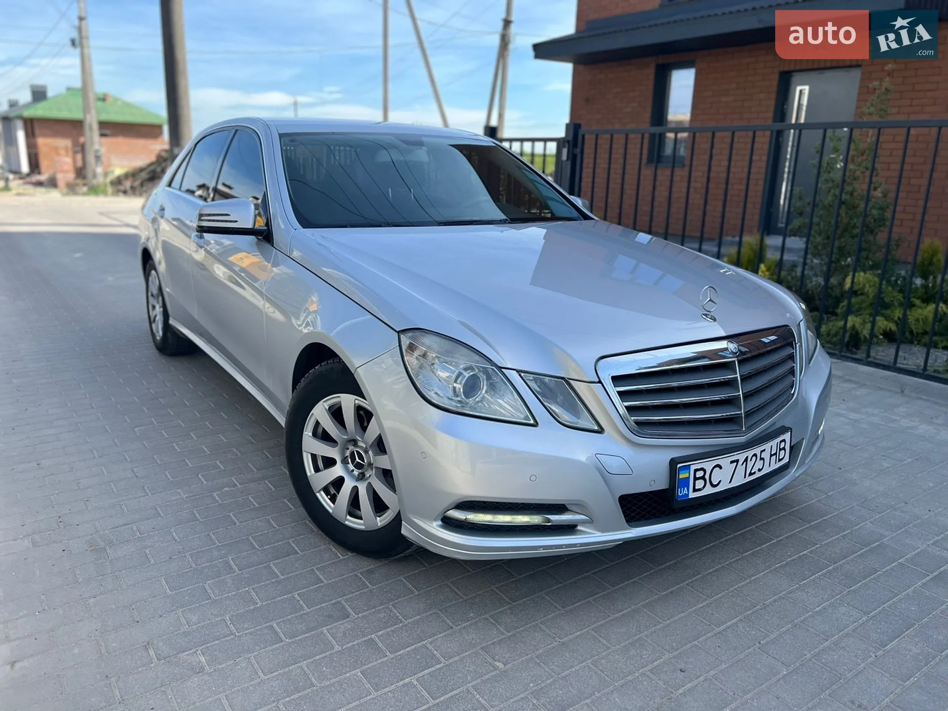 2013 Mercedes-Benz E-klasse - мініатюра 34
