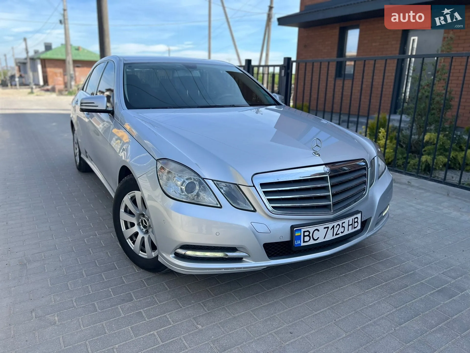2013 Mercedes-Benz E-klasse - мініатюра 37