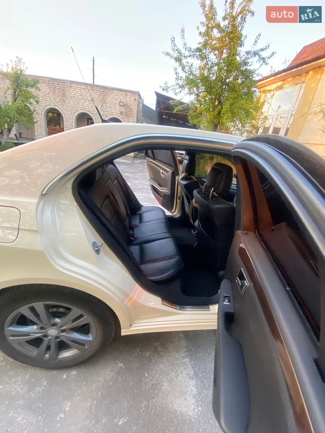 2012 Mercedes-Benz E-klasse - мініатюра 12