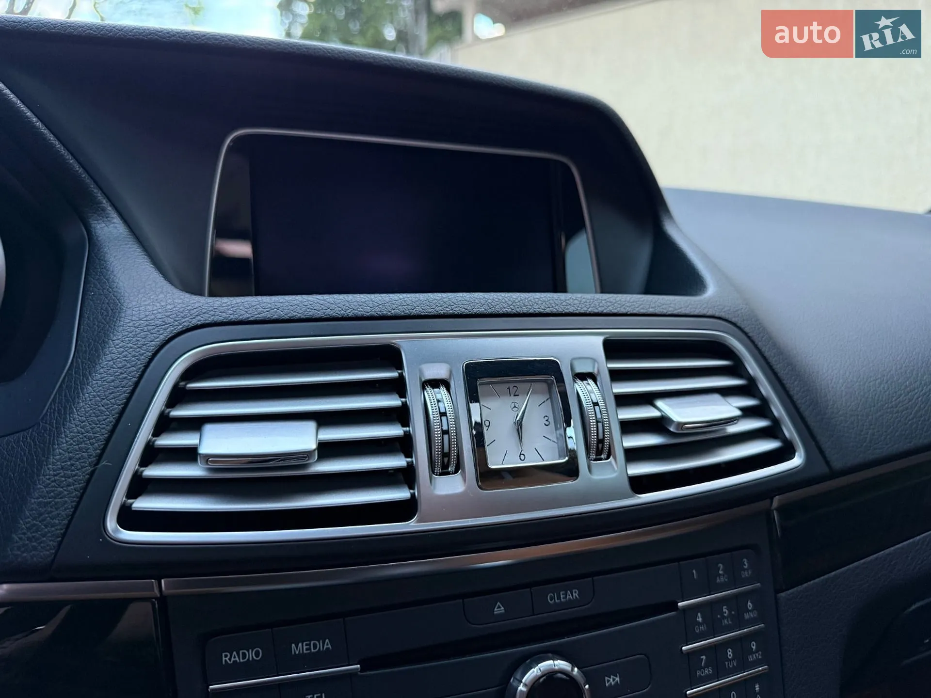 2015 Mercedes-Benz E-klasse - мініатюра 32