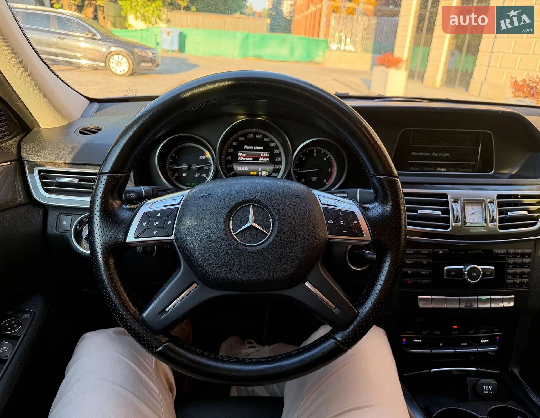 2013 Mercedes-Benz E-klasse - мініатюра 13