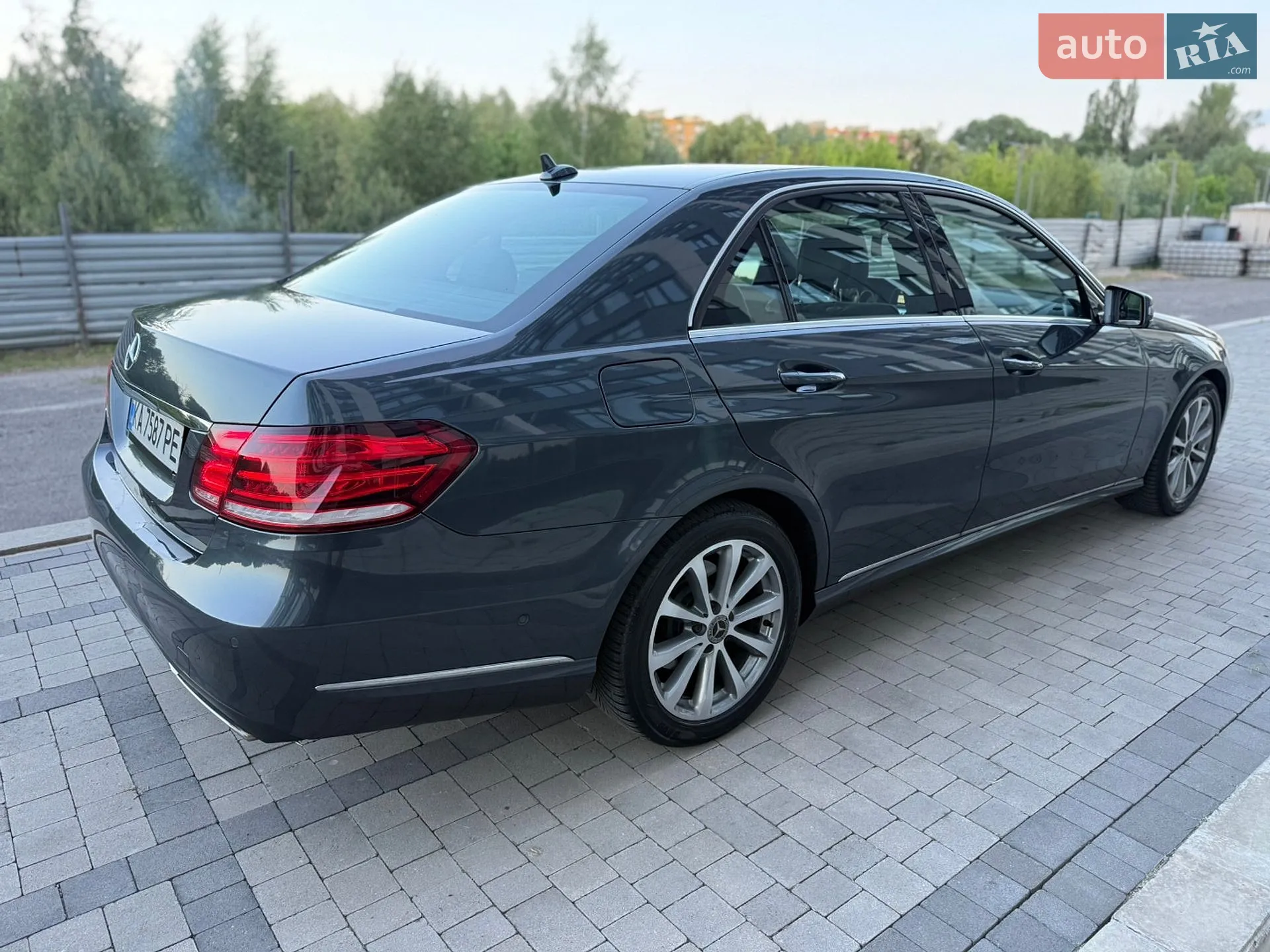 2013 Mercedes-Benz E-klasse - мініатюра 7