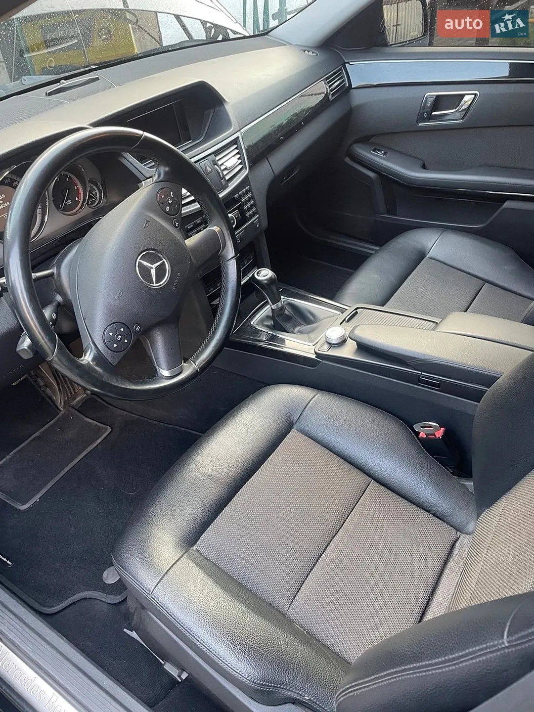 2010 Mercedes-Benz E-klasse - мініатюра 15