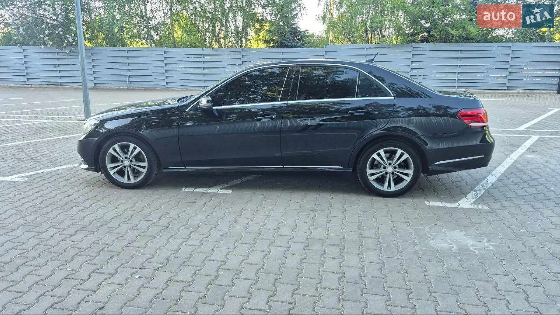 2015 Mercedes-Benz E-klasse - фото 1