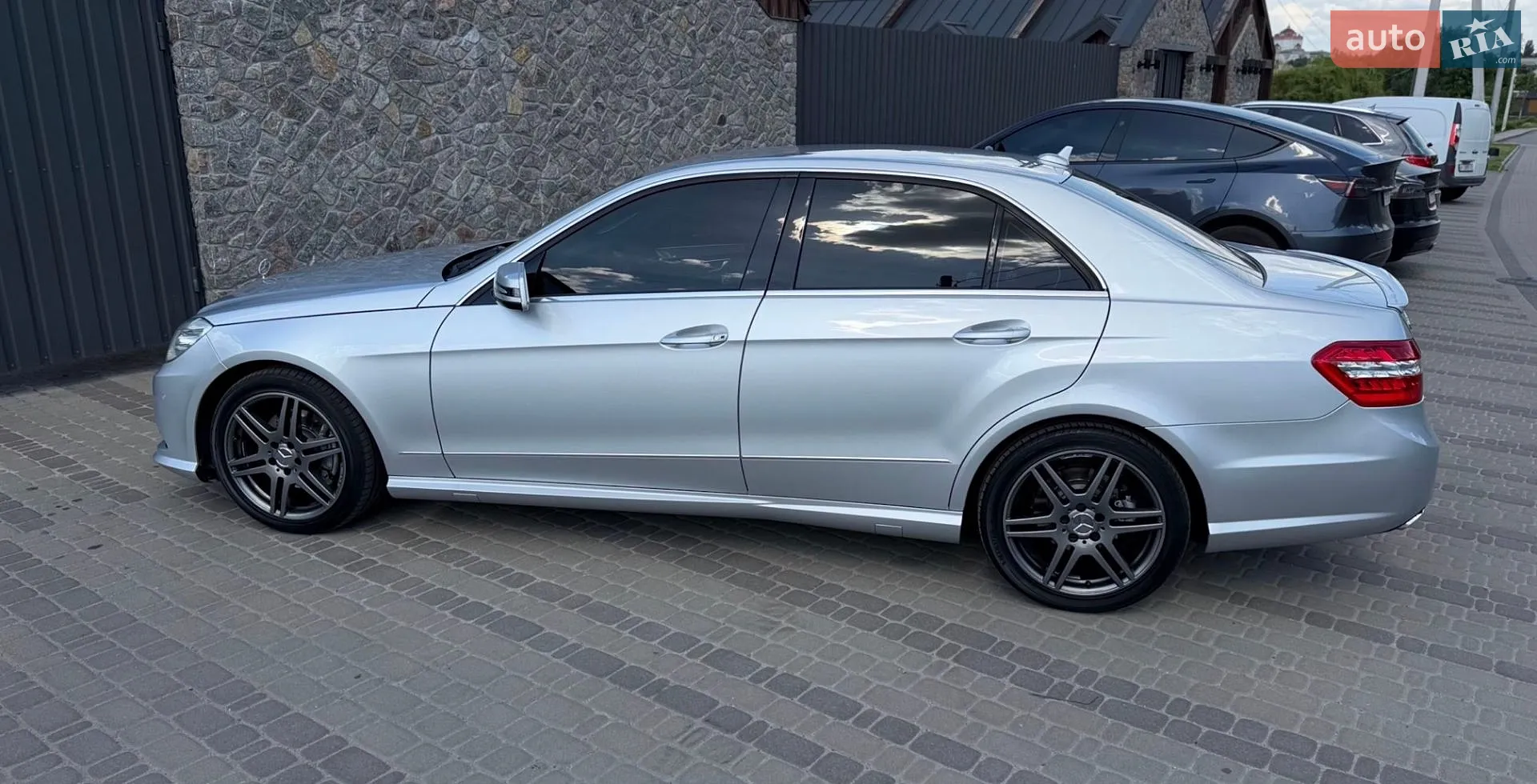 2013 Mercedes-Benz E-klasse - мініатюра 17