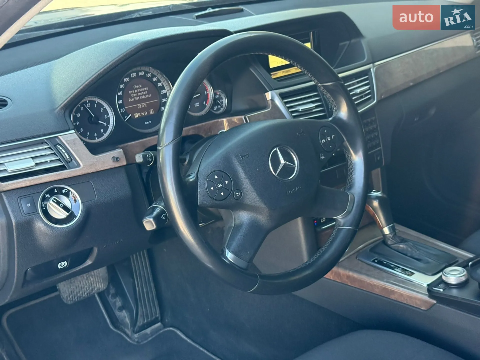 2011 Mercedes-Benz E-klasse - мініатюра 19