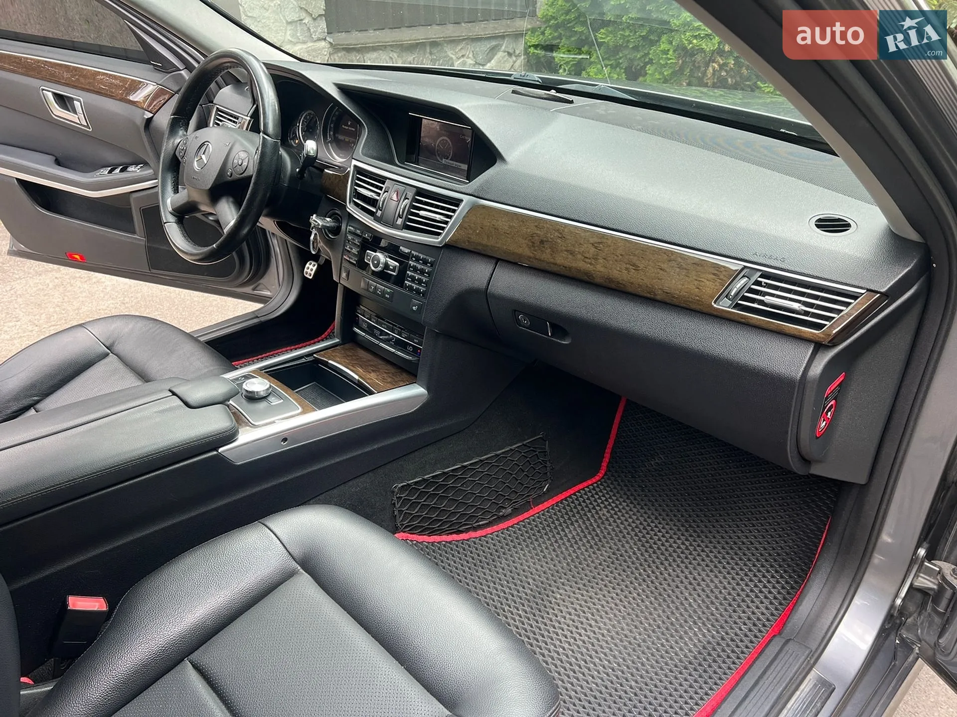 2012 Mercedes-Benz E-klasse - мініатюра 25