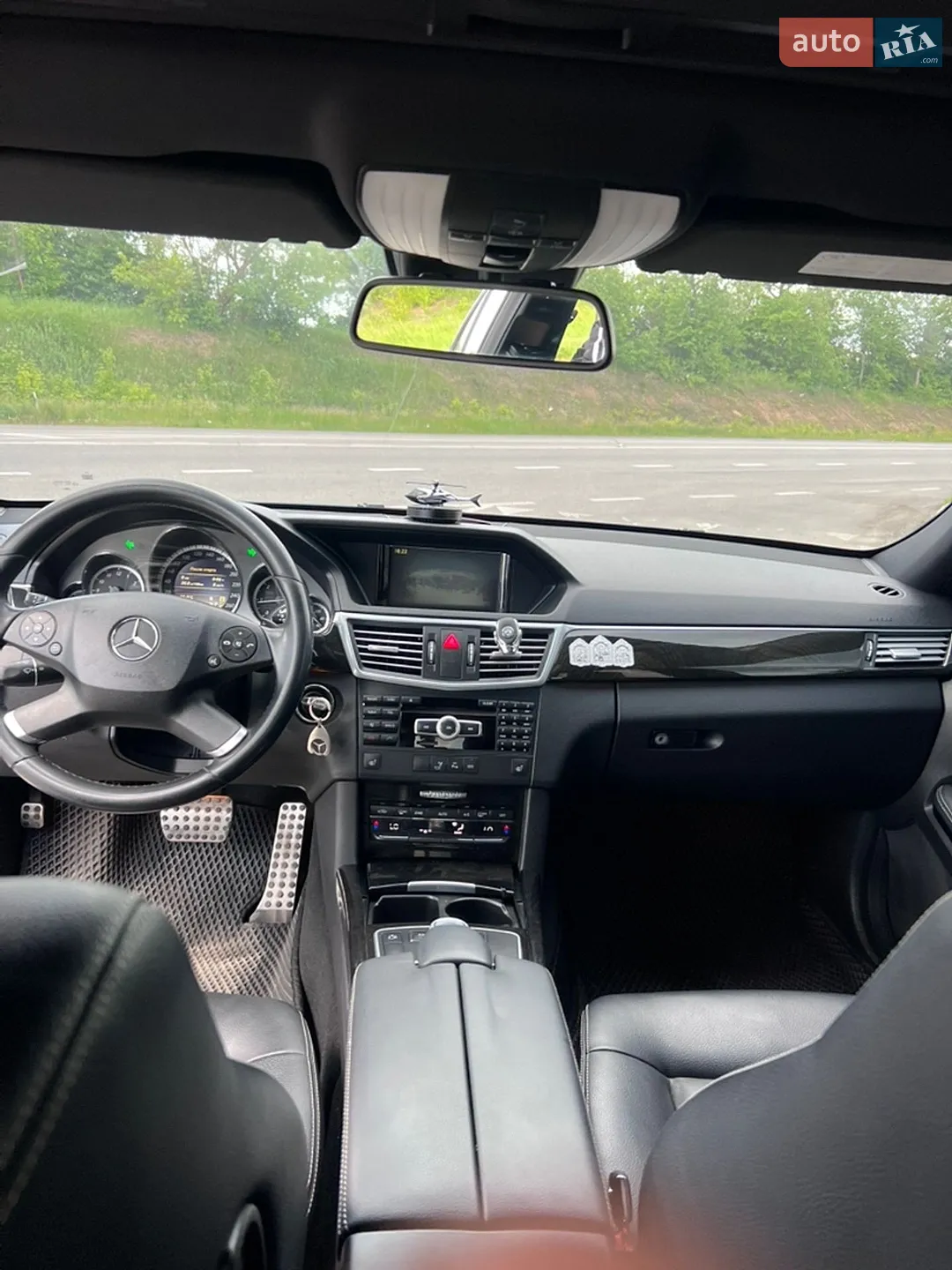 2011 Mercedes-Benz E-klasse - мініатюра 12