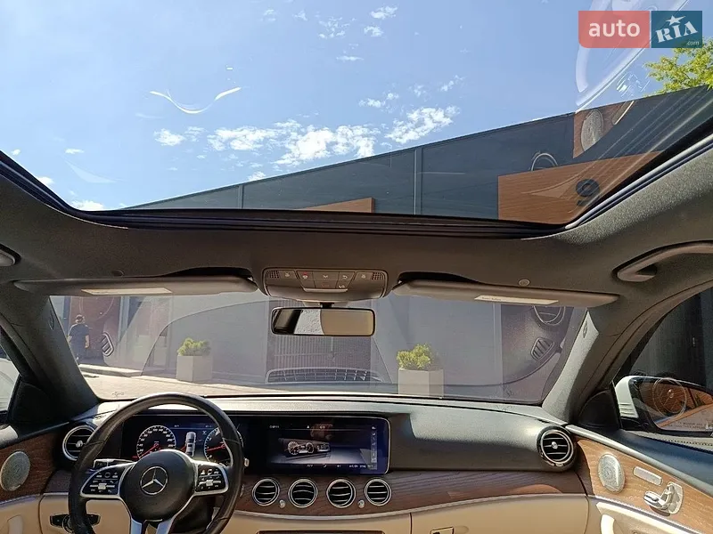 Mercedes-Benz E-Class 2019 VIN WDDZF8EB3LA699420 фото оголошення 12 з 71