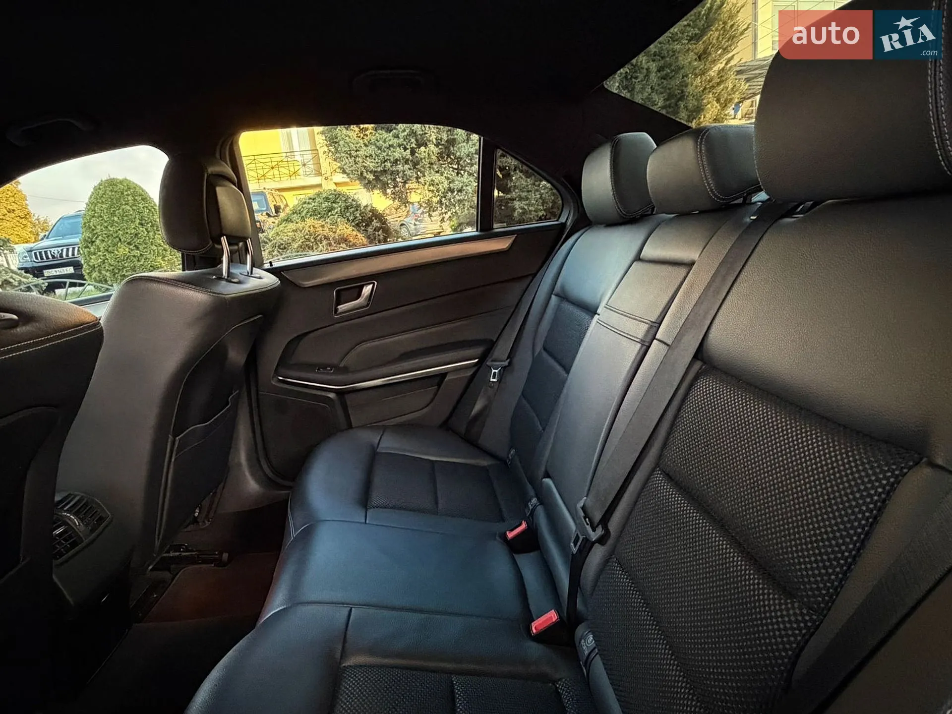 2013 Mercedes-Benz E-klasse - мініатюра 22