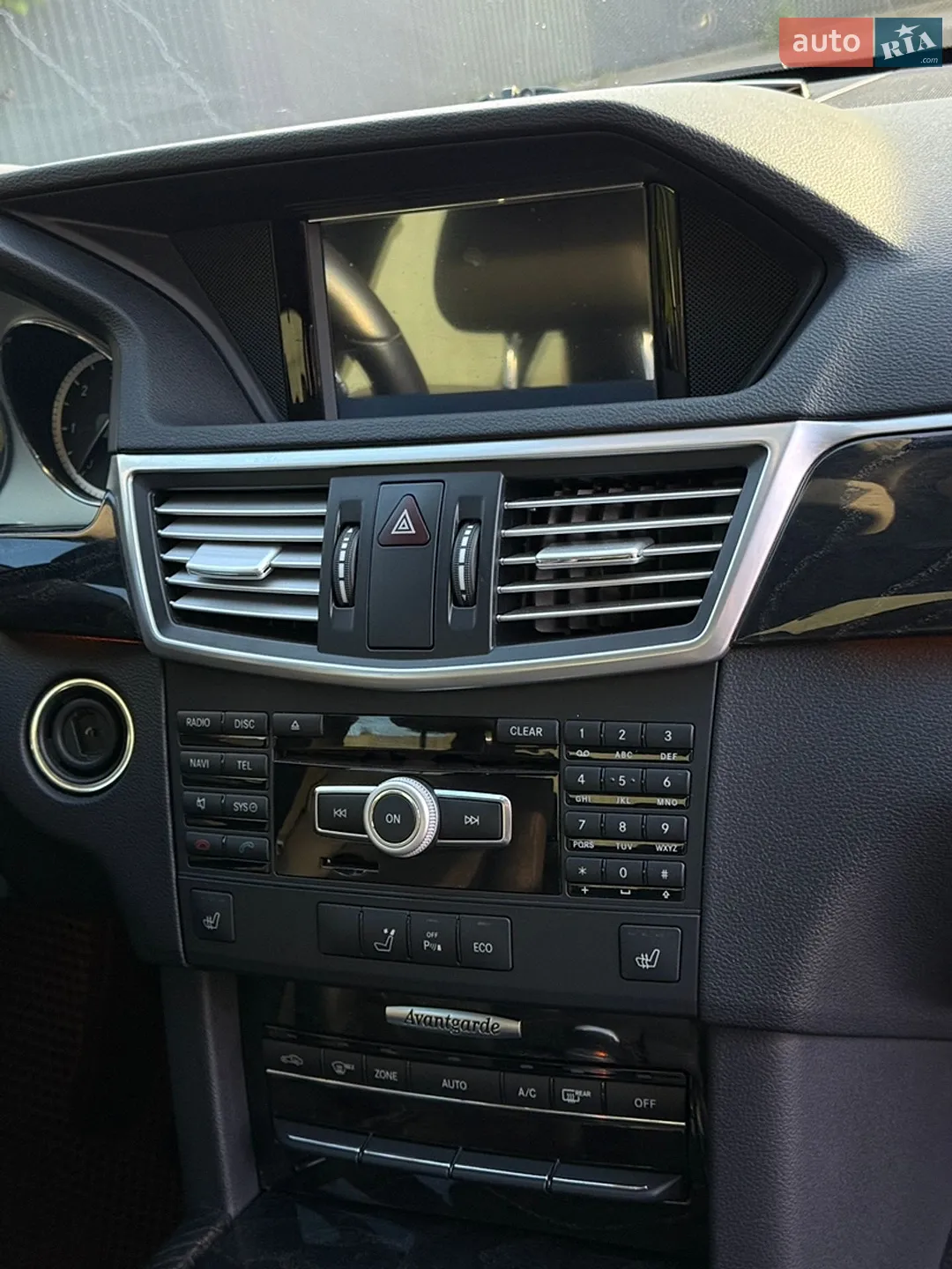 2012 Mercedes-Benz E-klasse - мініатюра 8