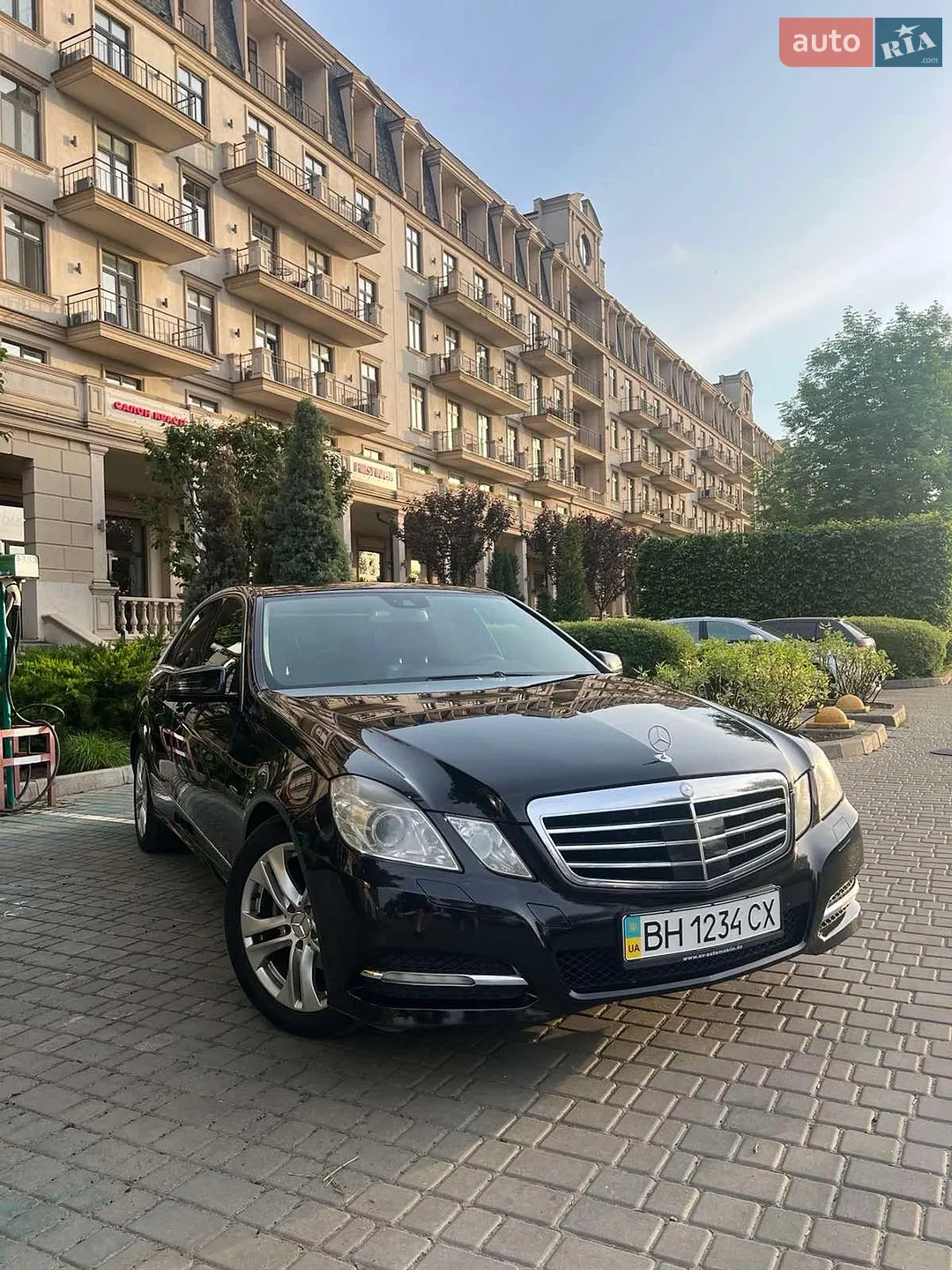 2010 Mercedes-Benz E-klasse - фото 1