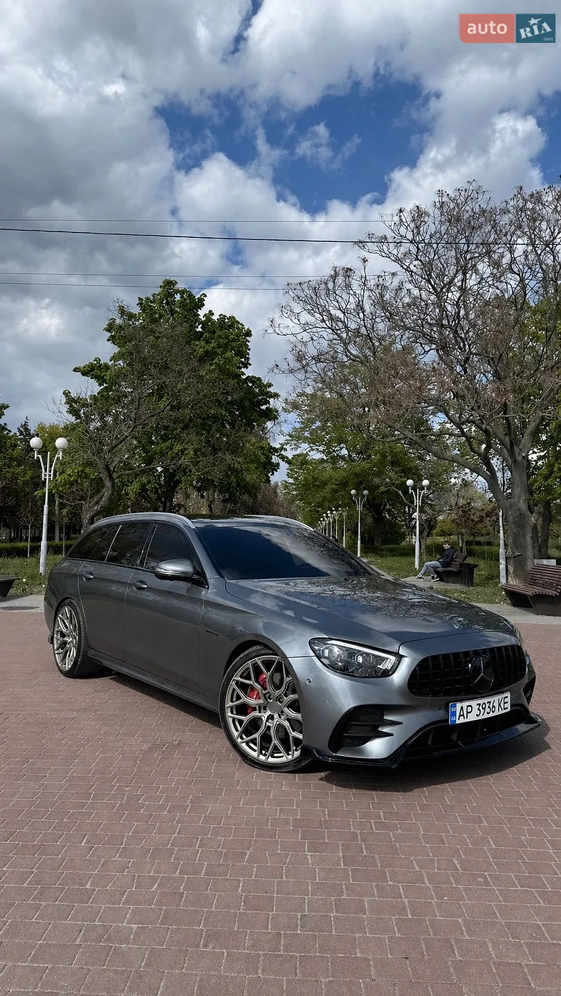 2017 Mercedes-Benz E-klasse - фото 1