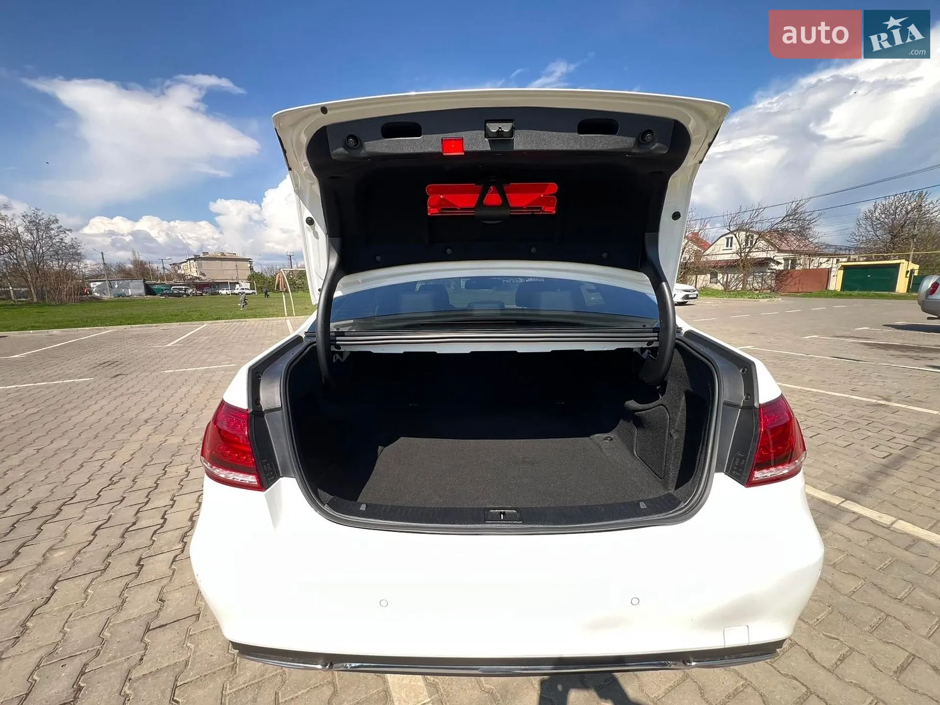 2016 Mercedes-Benz E-klasse - мініатюра 56