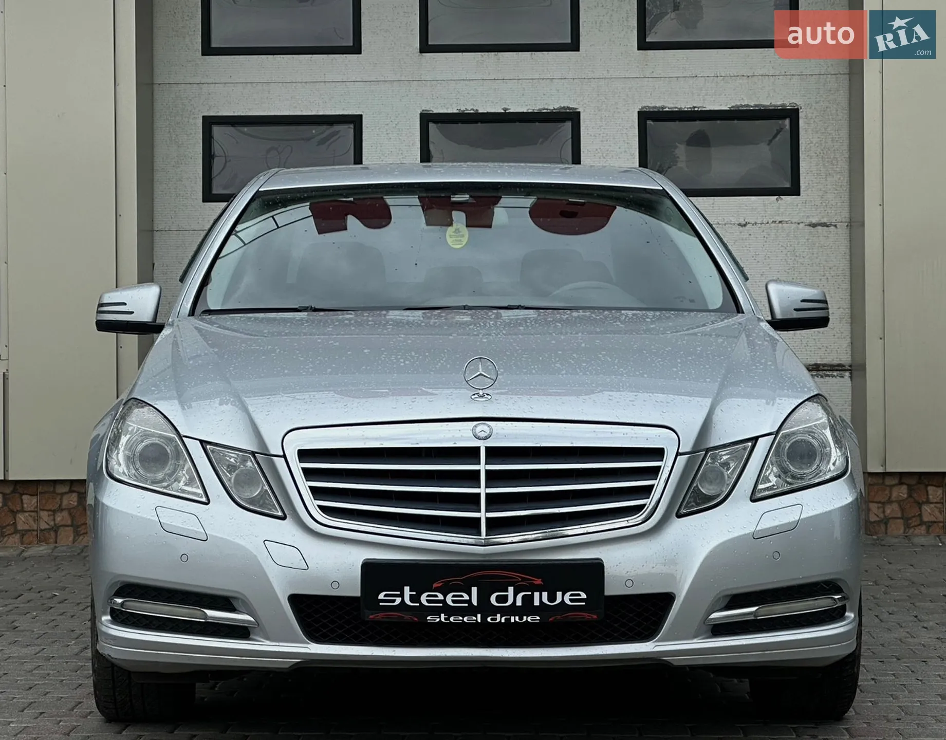 2010 Mercedes-Benz E-klasse - мініатюра 2