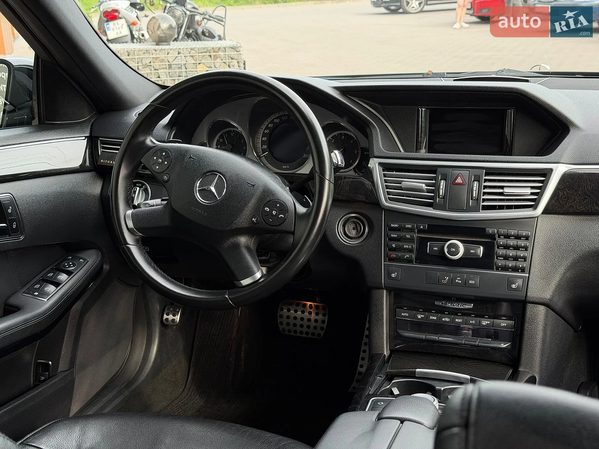 2012 Mercedes-Benz E-klasse - мініатюра 7