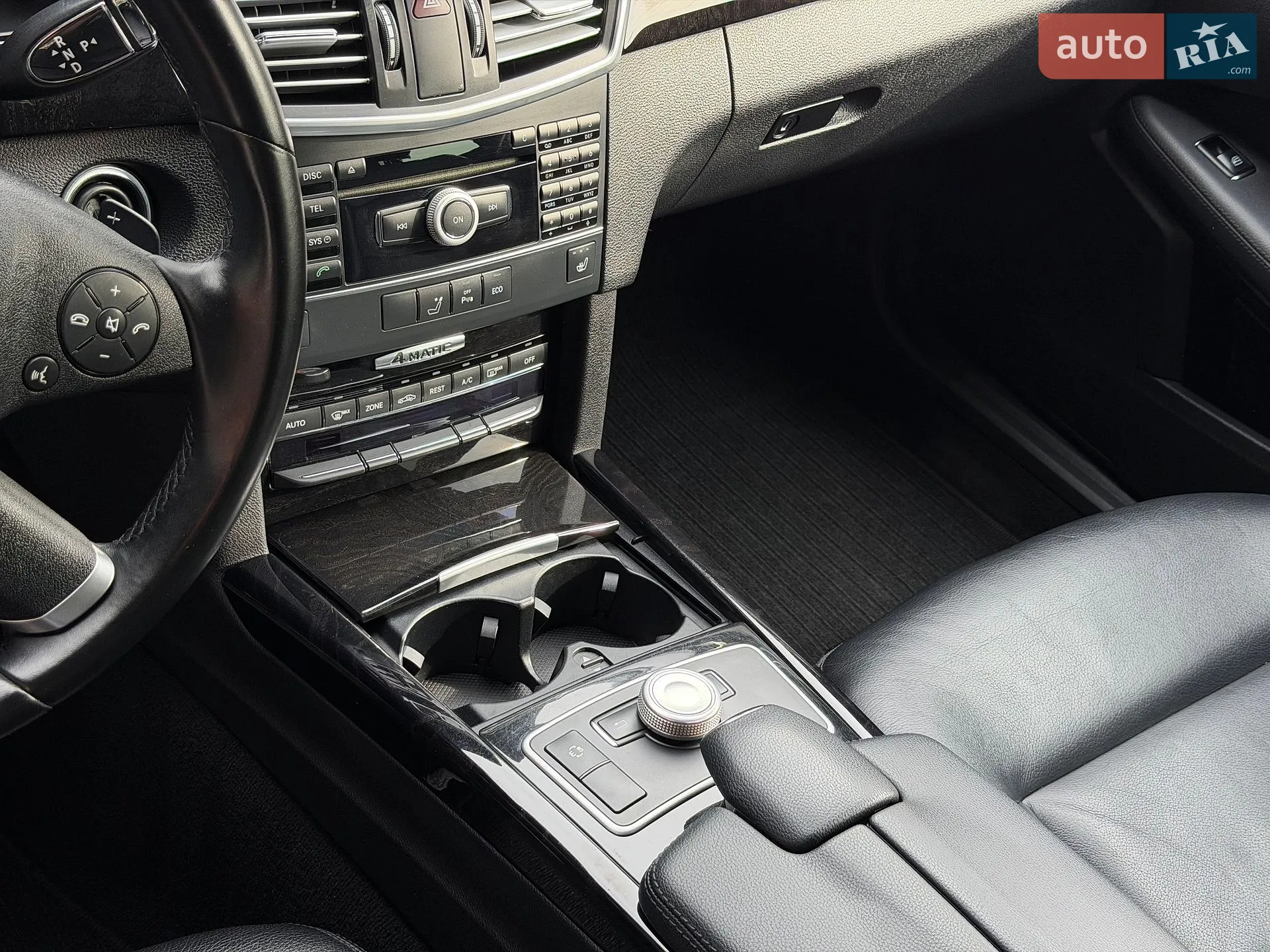 2012 Mercedes-Benz E-klasse - мініатюра 12