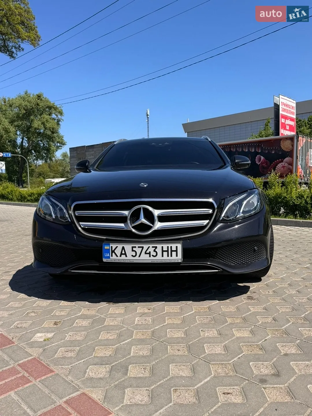 2017 Mercedes-Benz E-klasse - фото 1