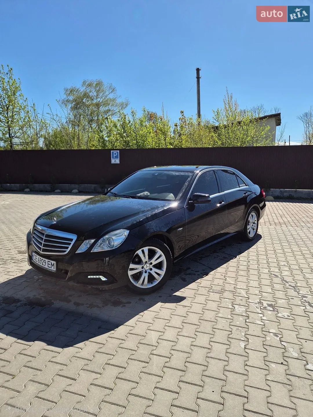 2011 Mercedes-Benz E-klasse - фото 1
